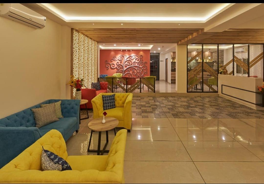 Regenta Inn Grand Koramangala By Royal Orchid Hotels Bangalore Dış mekan fotoğraf