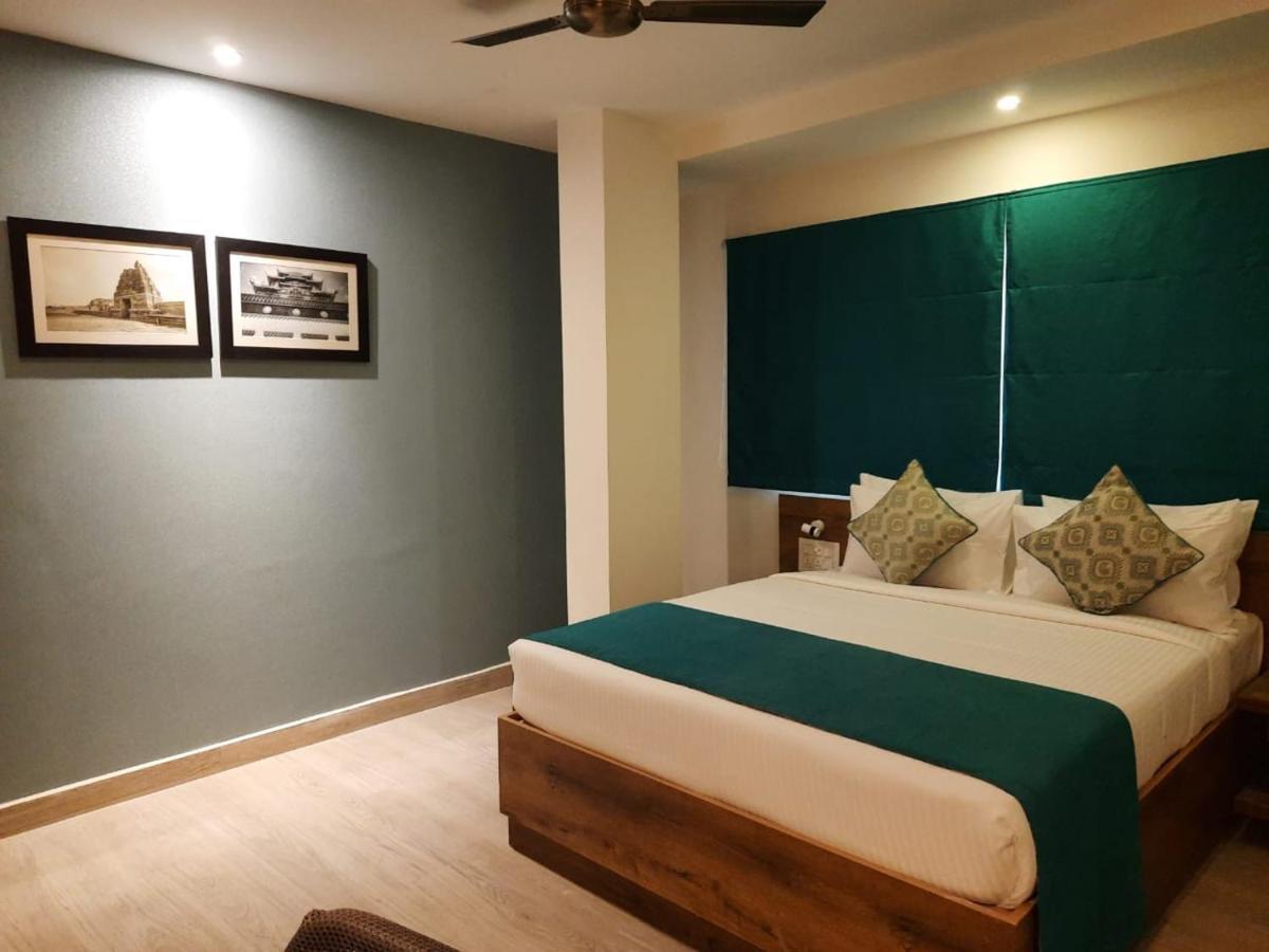 Regenta Inn Grand Koramangala By Royal Orchid Hotels Bangalore Dış mekan fotoğraf