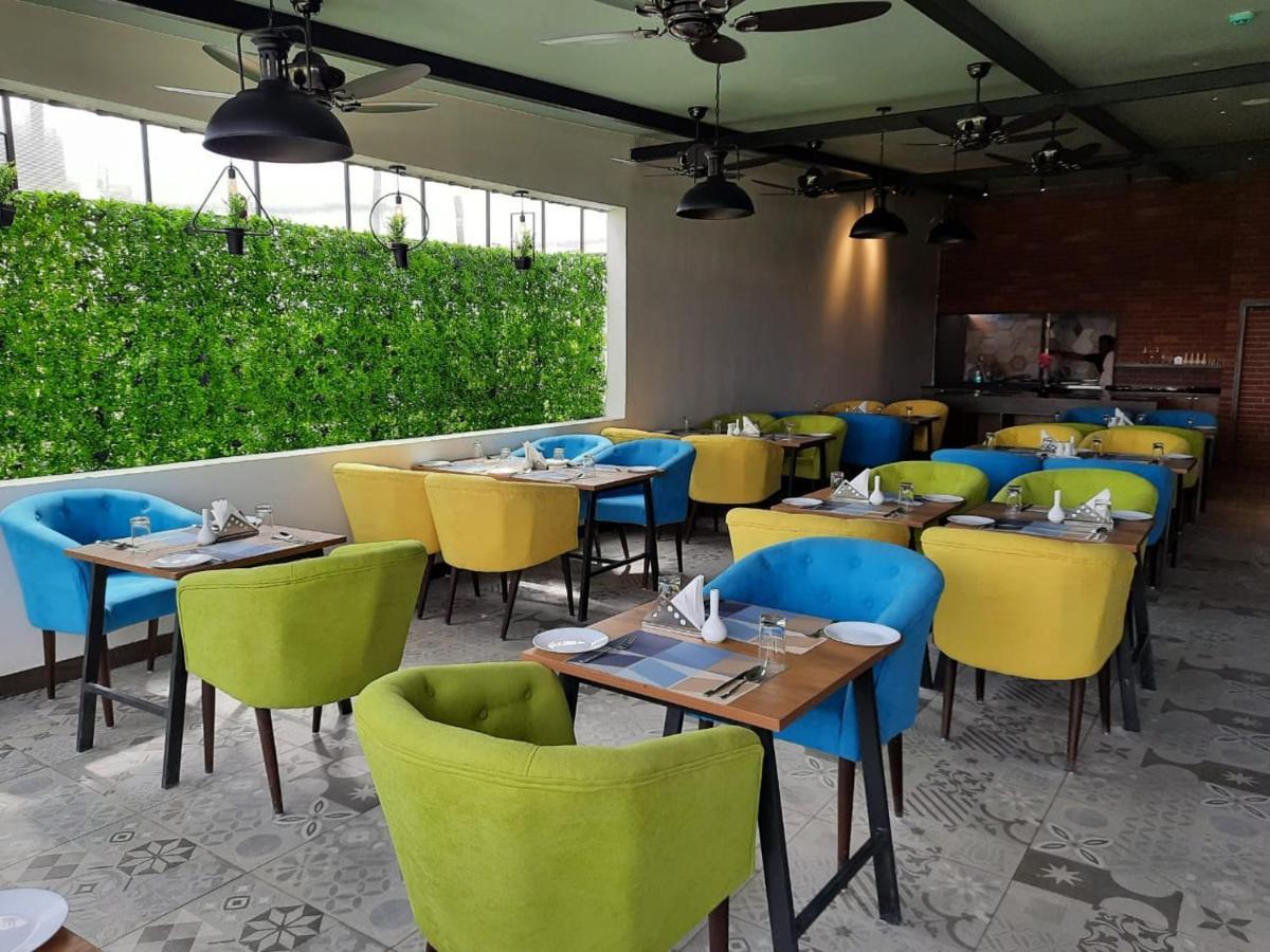 Regenta Inn Grand Koramangala By Royal Orchid Hotels Bangalore Dış mekan fotoğraf