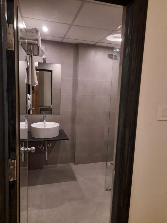 Regenta Inn Grand Koramangala By Royal Orchid Hotels Bangalore Dış mekan fotoğraf