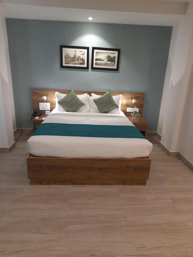 Regenta Inn Grand Koramangala By Royal Orchid Hotels Bangalore Dış mekan fotoğraf